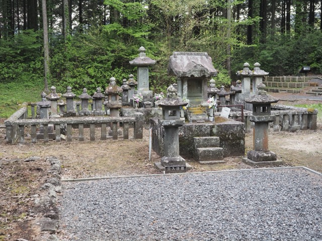 Hitoanana Fuji-kō Heritage Site and Sengen Shrine