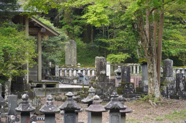 Hitoanana Fuji-kō Heritage Site and Sengen Shrine