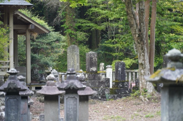 Hitoanana Fuji-kō Heritage Site and Sengen Shrine
