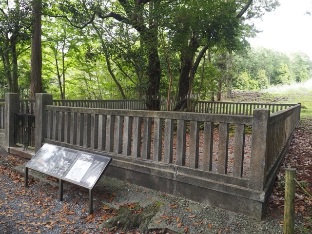 Yamashiro Sengen Shrine